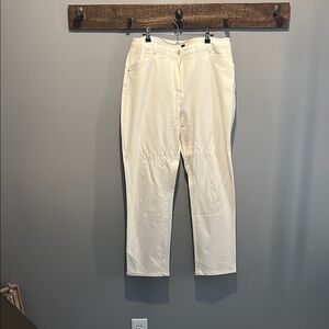 Chico's Cream Chinos Relaxed Fit Lightweight
